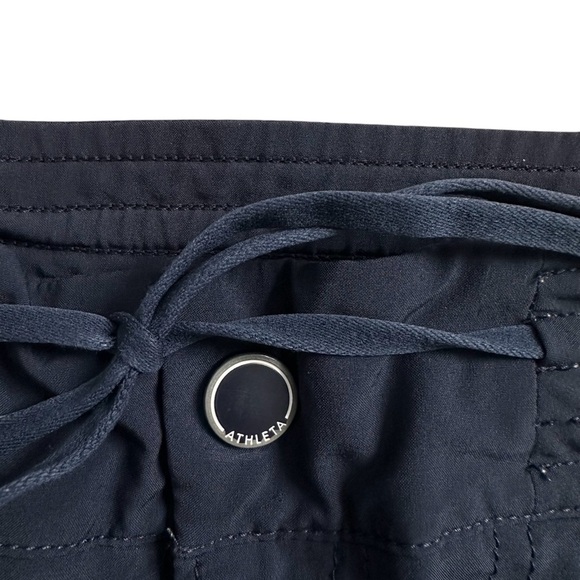 Athleta Women’s Navy Board Shorts Size 8 Swim Active Quick Dry - Picture 2 of 8